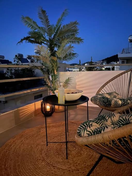 Cozy Apartment Opposite The Beach アテネ エクステリア 写真